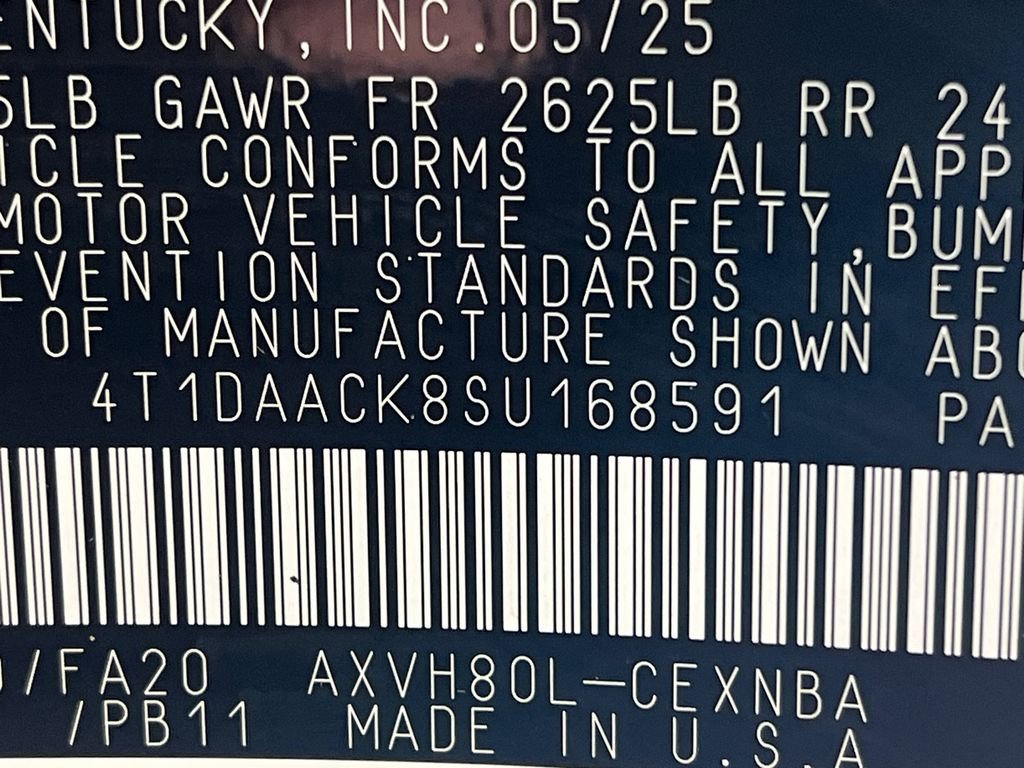 2025 Toyota Camry LE - Photo 31