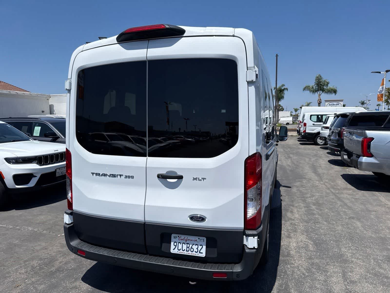 Used 2022 Oxford White Ford XLT image 14