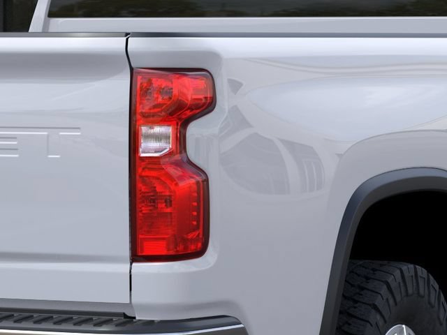 New 2026 Summit White Chevrolet WT image 11