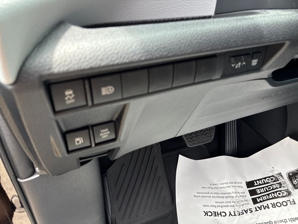 New 2026  Toyota XLE image 38