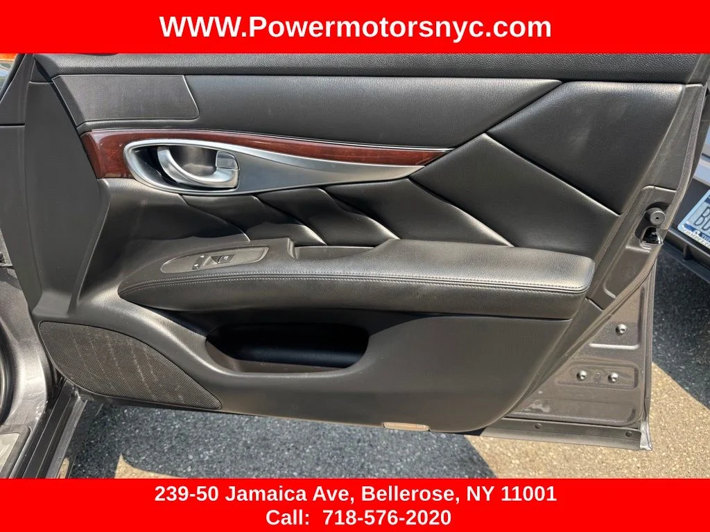 Used 2017 Gray INFINITI 3.7X image 27