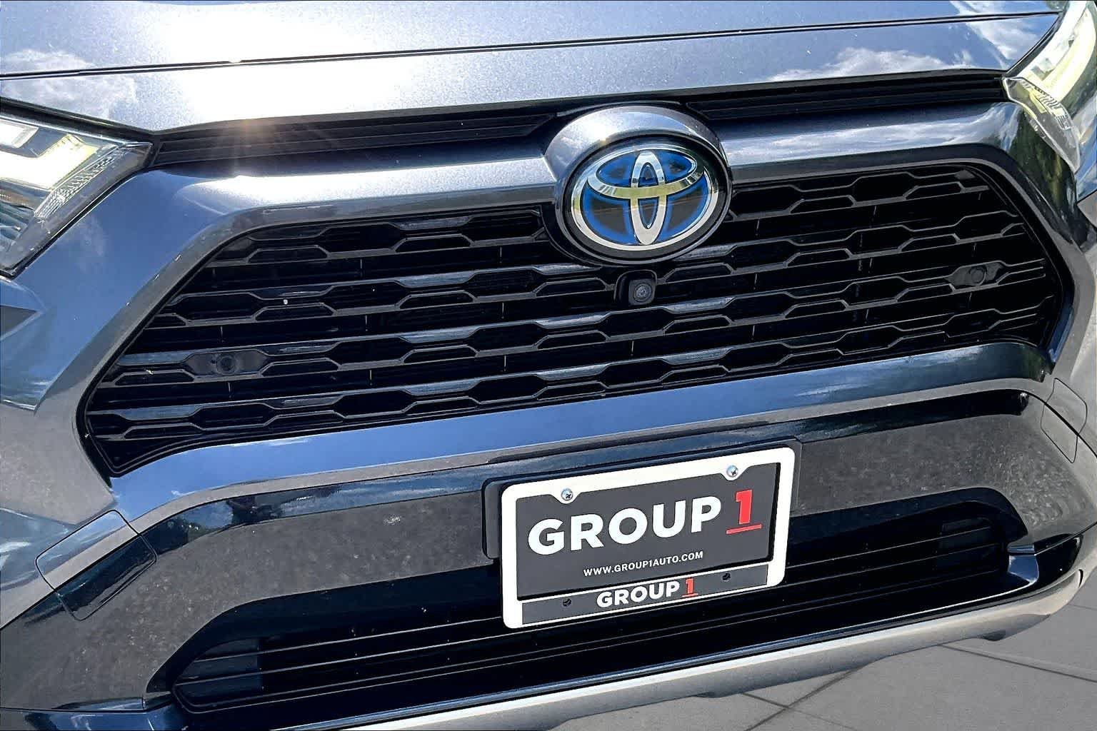 Used 2022 Magnetic Gray Metallic/Midnight Black Metallic Toyota Hybrid XSE image 30