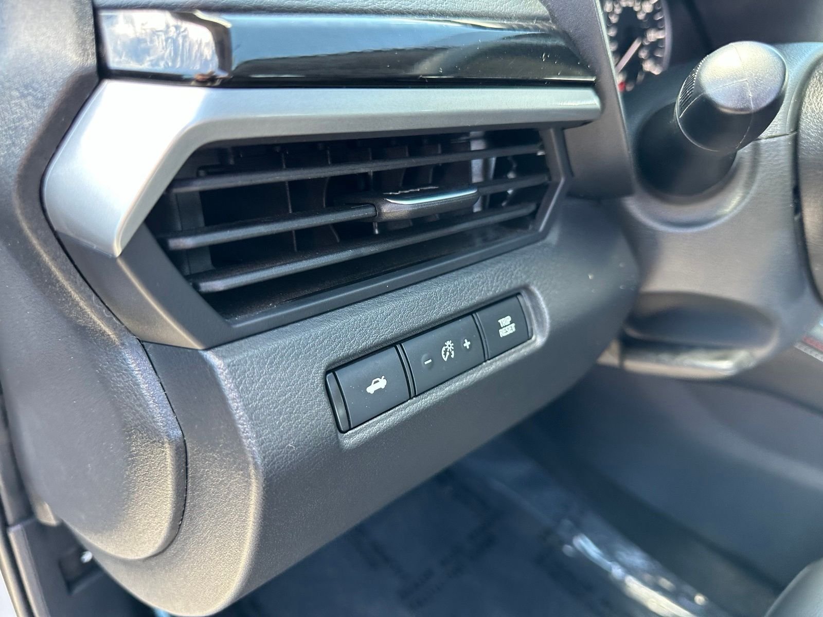 Used 2025 Gray Nissan 2.5 SR image 20
