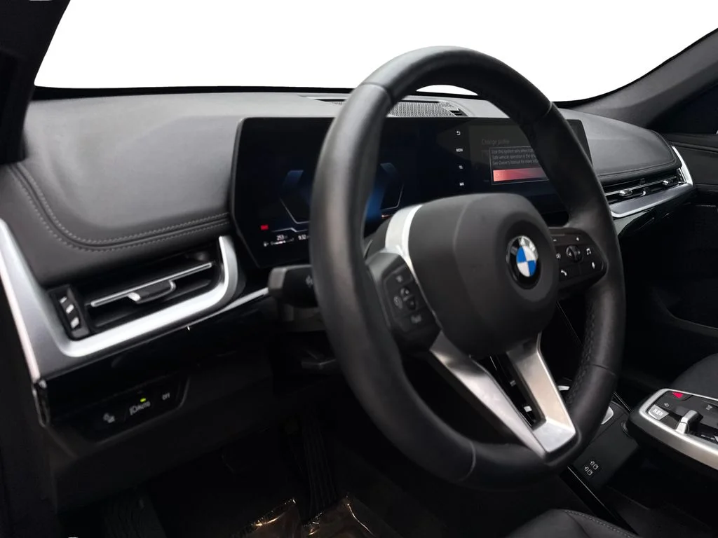 Used 2026 Black BMW xDrive28i image 51