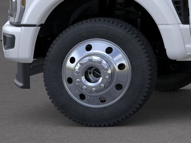 New 2026 Star White Metallic Tri-Coat Ford F-450® Platinum® image 19