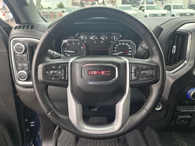 Used 2023  GMC SLT image 20