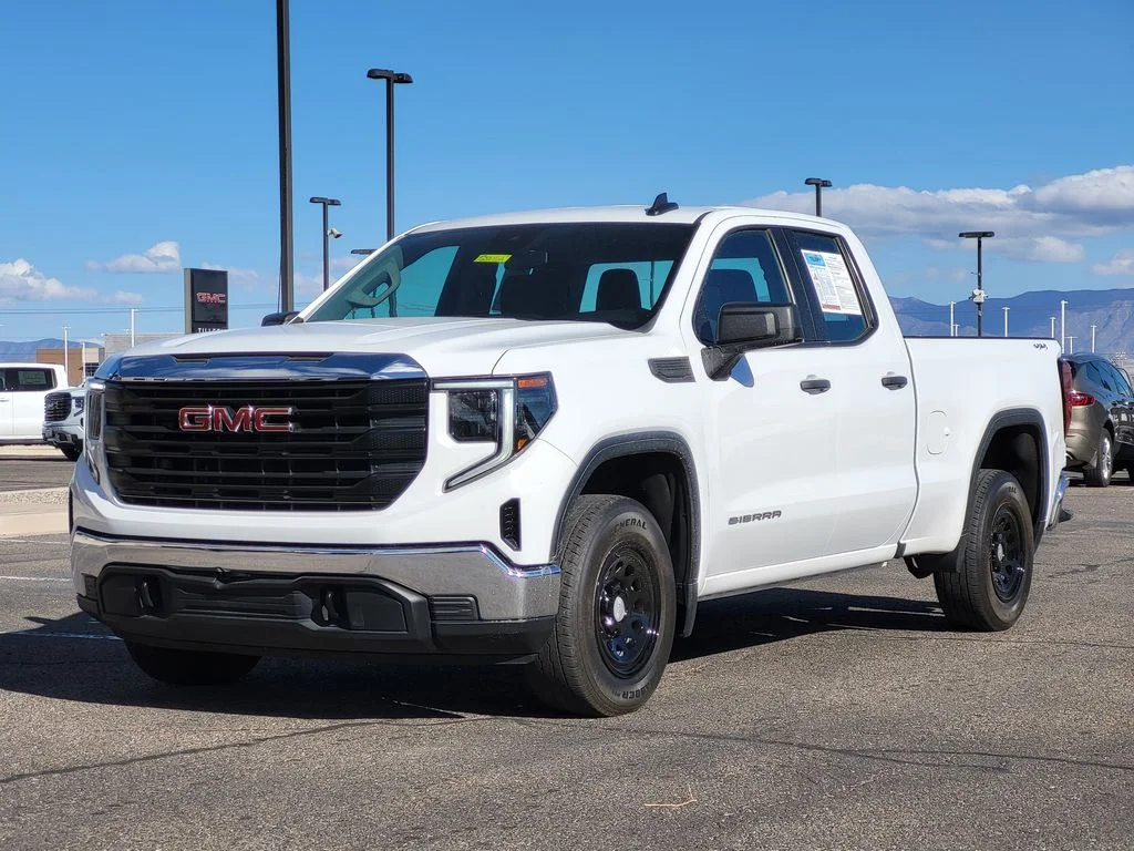 Used 2024 Summit White GMC Pro image 4