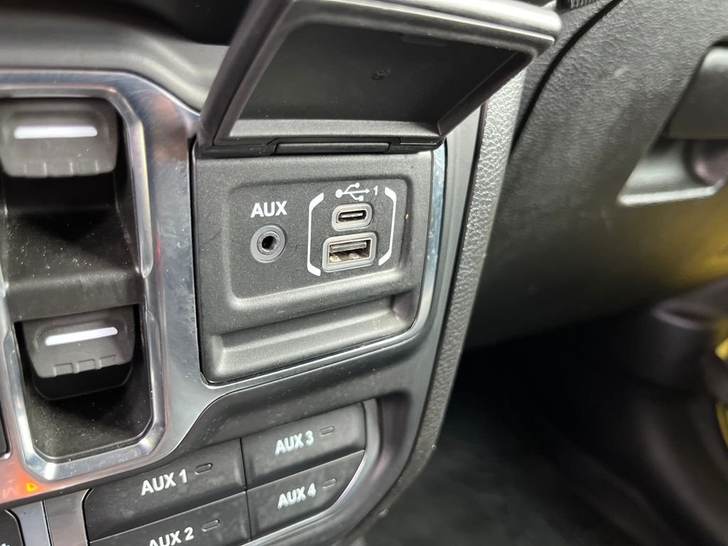 Used 2023 High Velocity Clearcoat Jeep Rubicon image 43