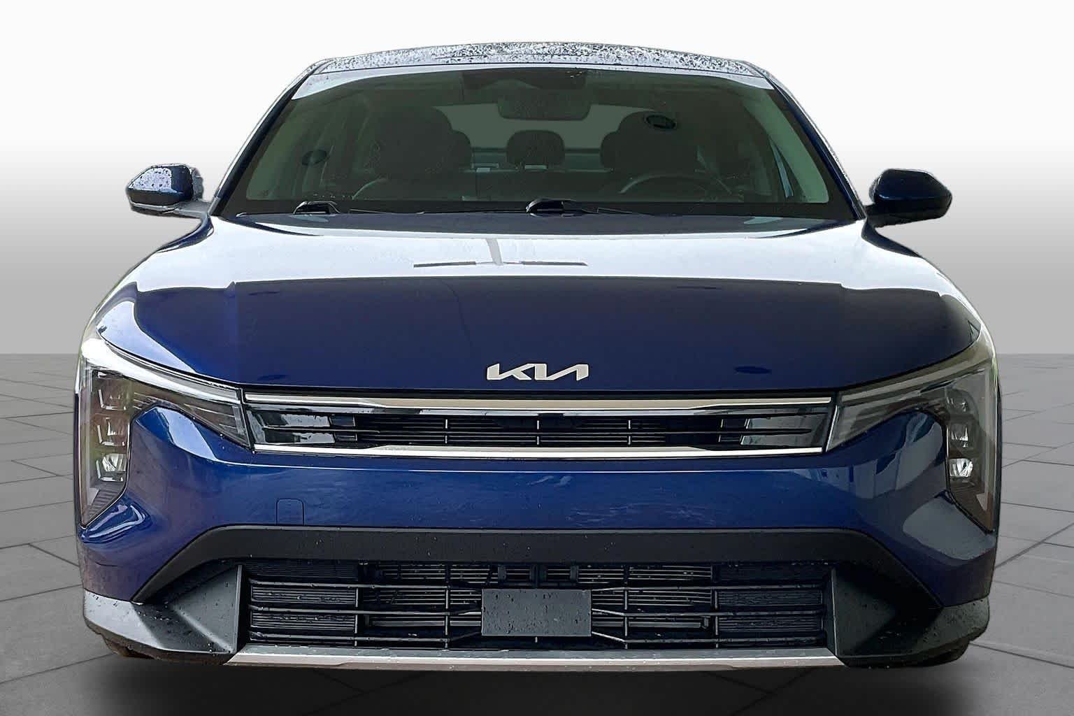 Used 2025 Deep Sea Blue Kia EX image 4