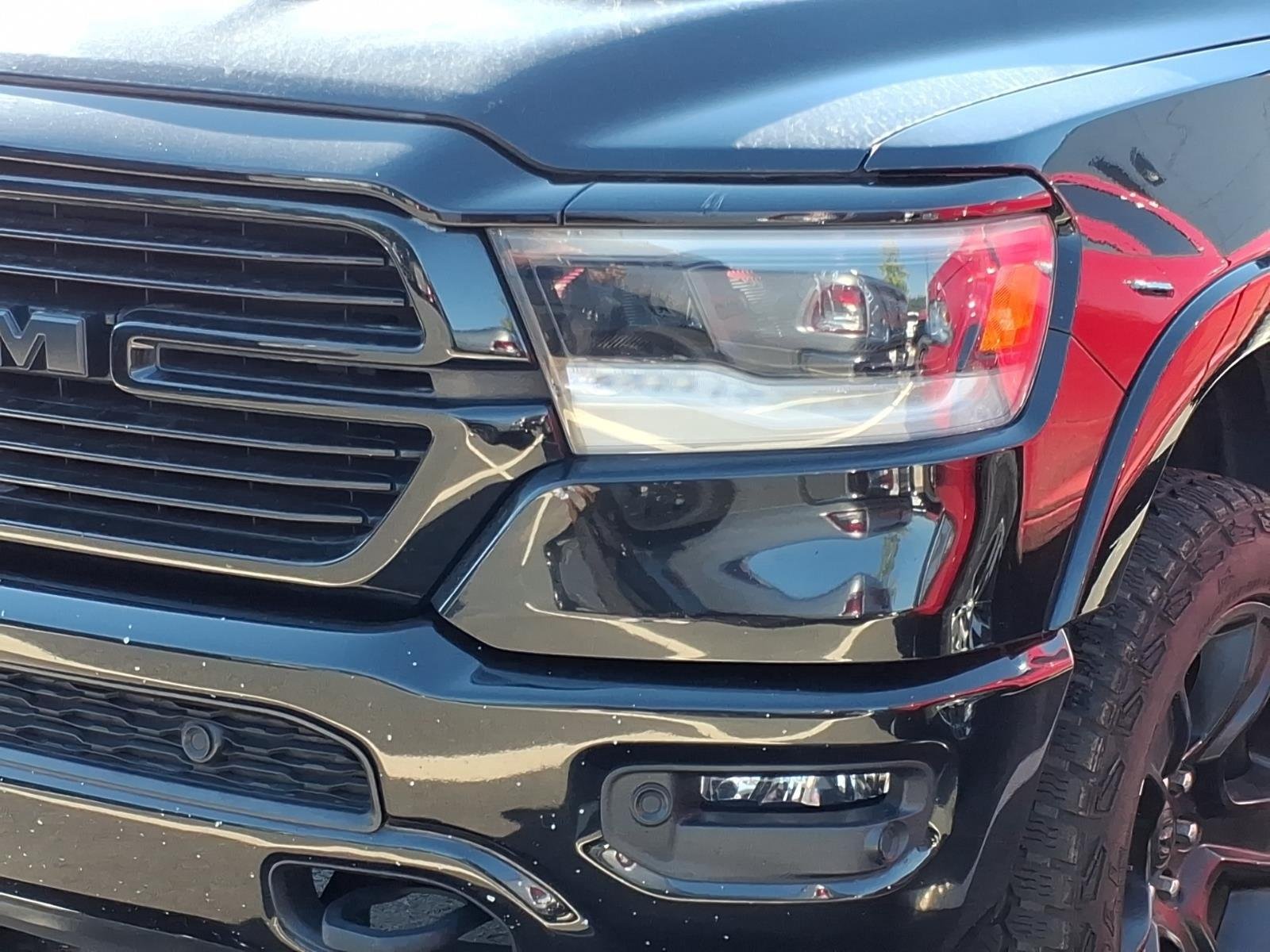 Used 2022 Diamond Black Crystal Pearlcoat Ram Laramie image 2