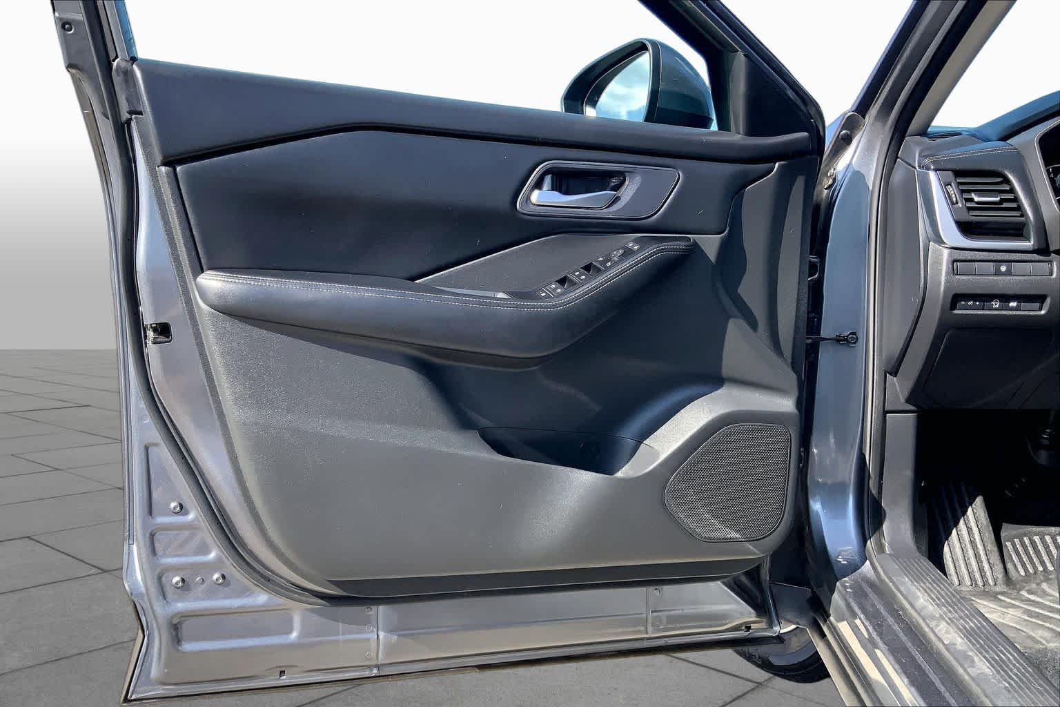 Used 2024 Gun Metallic Nissan SV image 22
