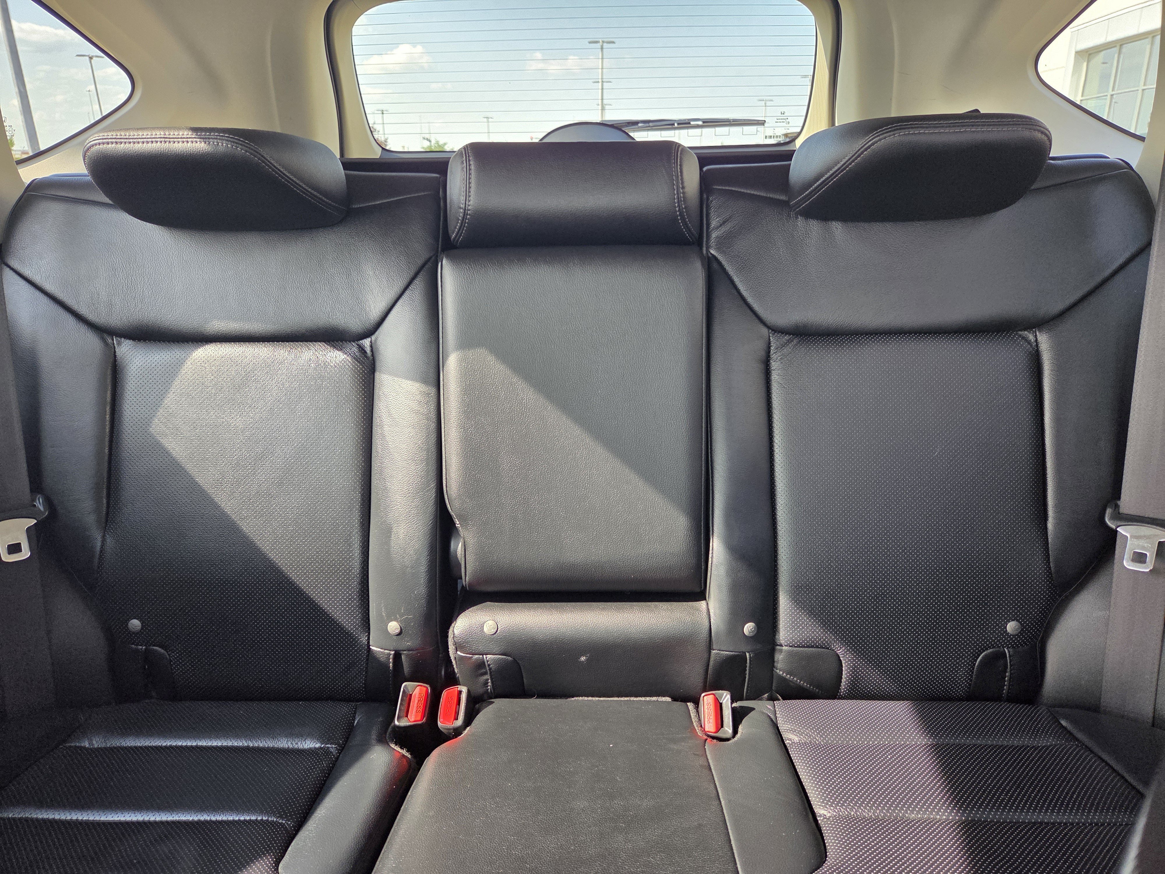Used 2016 Crystal Black Pearl Honda EX-L image 13