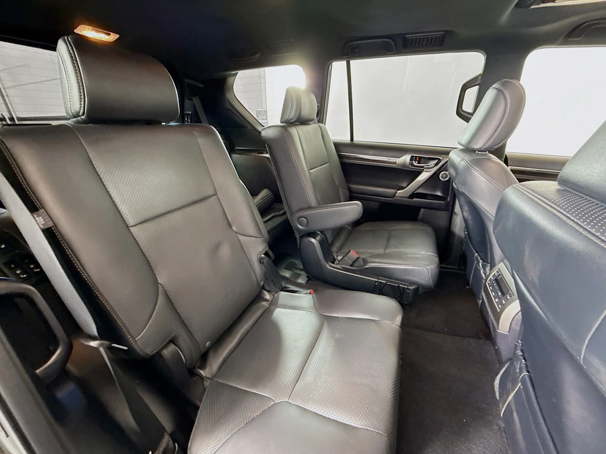 2023 Lexus GX LUXURY - Photo 26