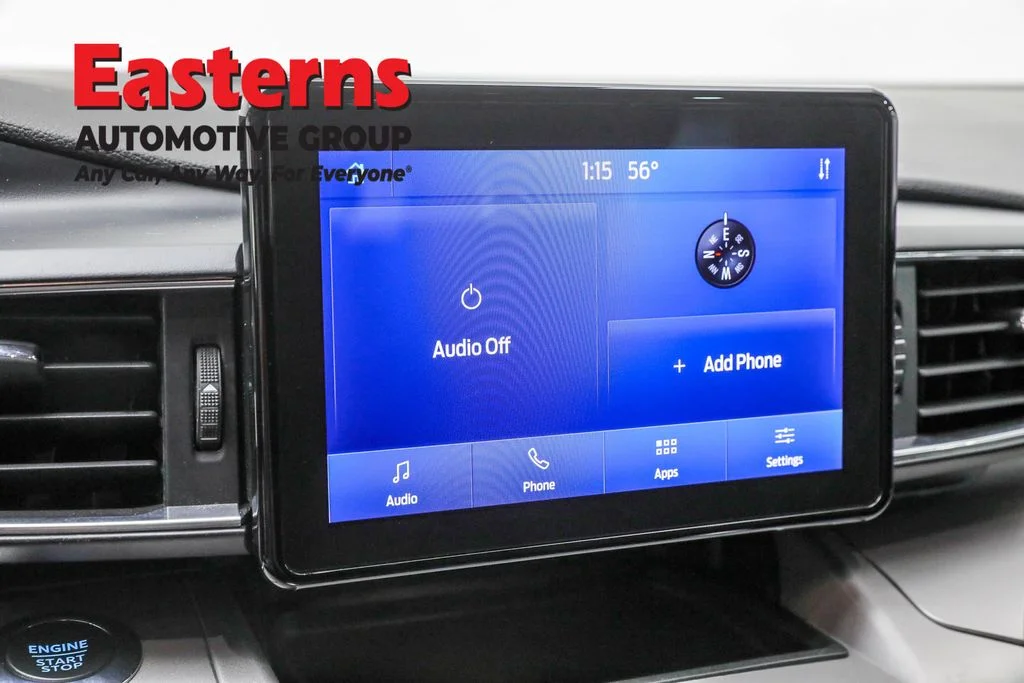 Used 2023 White Ford XLT image 18