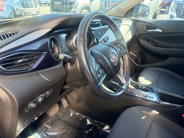 Used 2023 Blue Buick Preferred image 7
