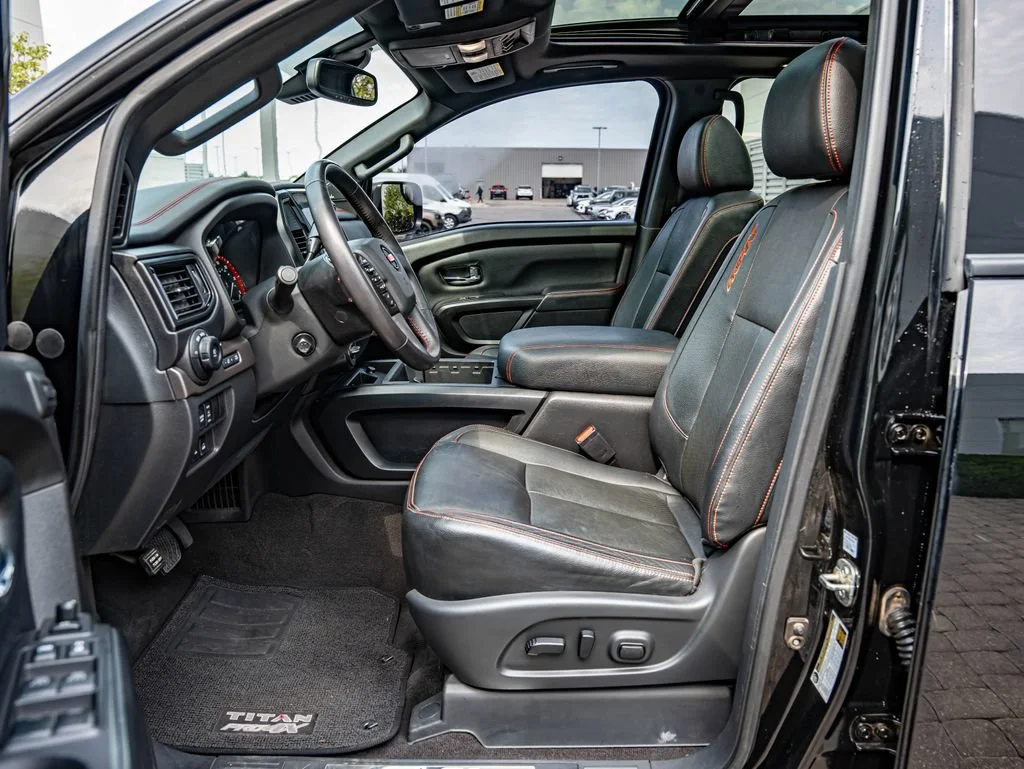 Used 2022 Super Black Nissan PRO-4X image 34