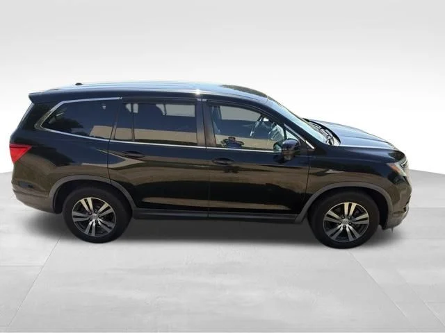 Used 2017 Black Honda EX image 2