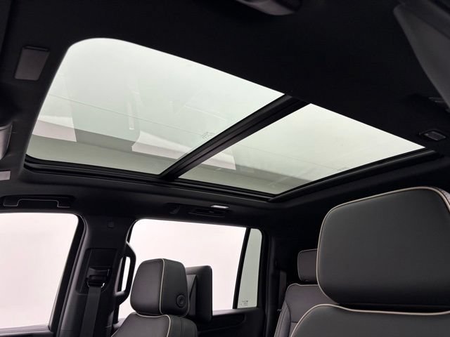 New 2026 Summit White GMC Elevation image 5