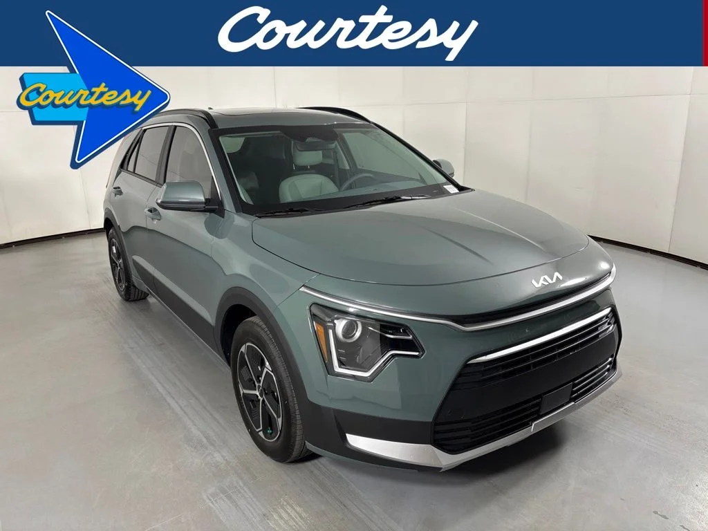 New 2026 Cityscape Green Kia EX image 1