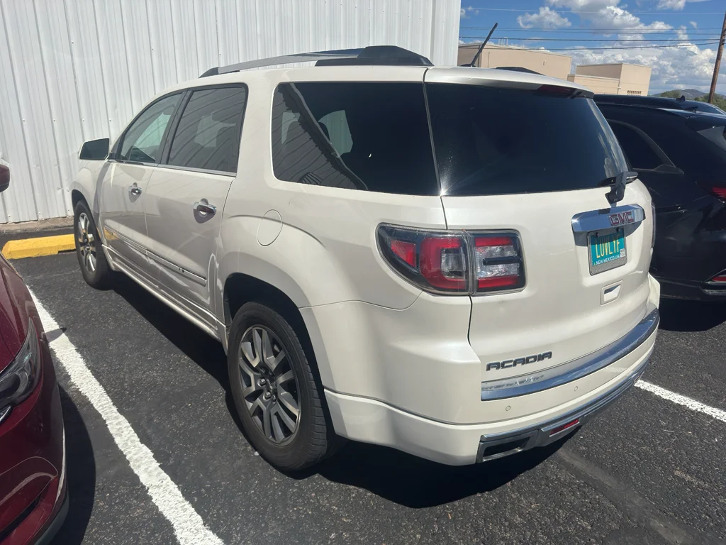 Used 2014  GMC Denali image 5