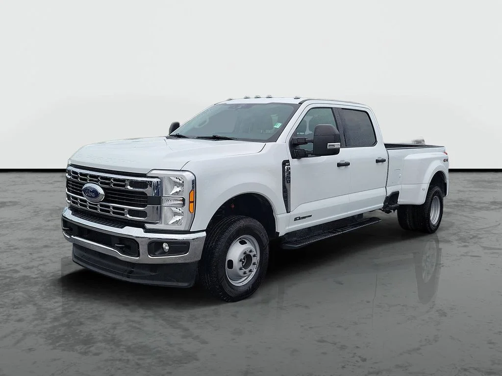 Used 2026 White Ford XLT image 5
