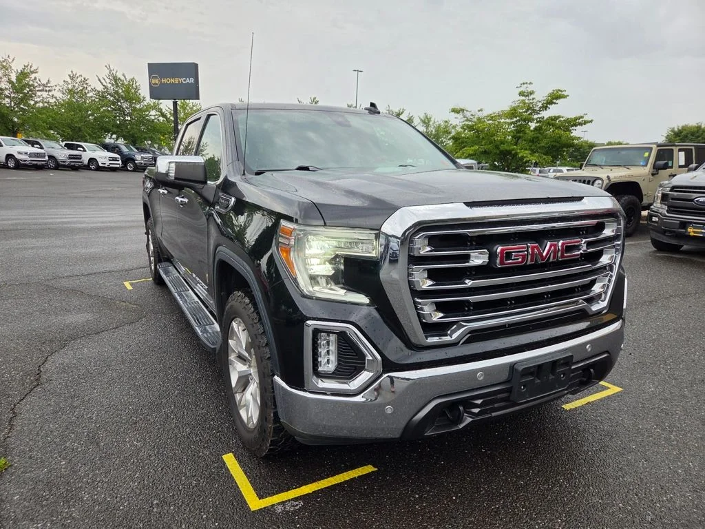 Used 2019 Black GMC SLT image 1