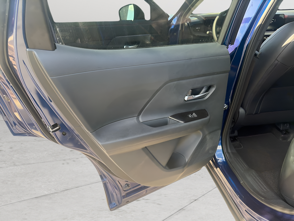 2026 Nissan KICKS SR - Photo 18