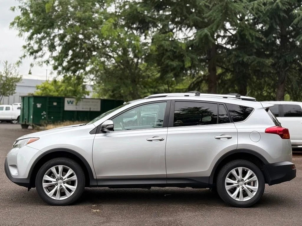 Used 2015 Silver Toyota Limited image 2
