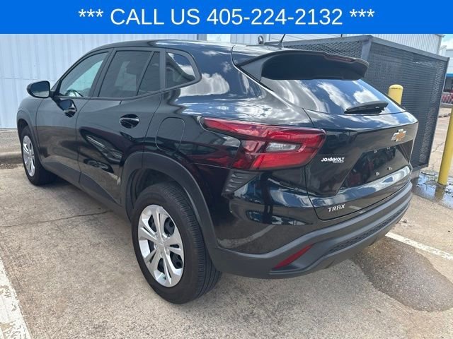 Used 2025 Mosaic Black Metallic Chevrolet LS image 5