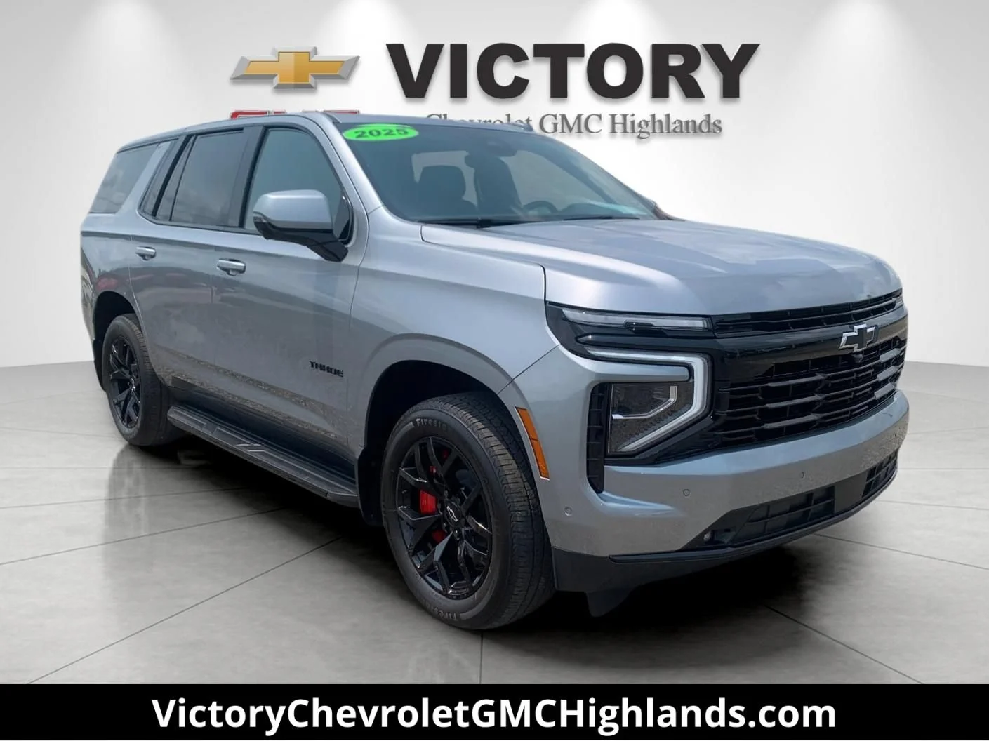 Used 2025 Sterling Gray Metallic Chevrolet RST image 1
