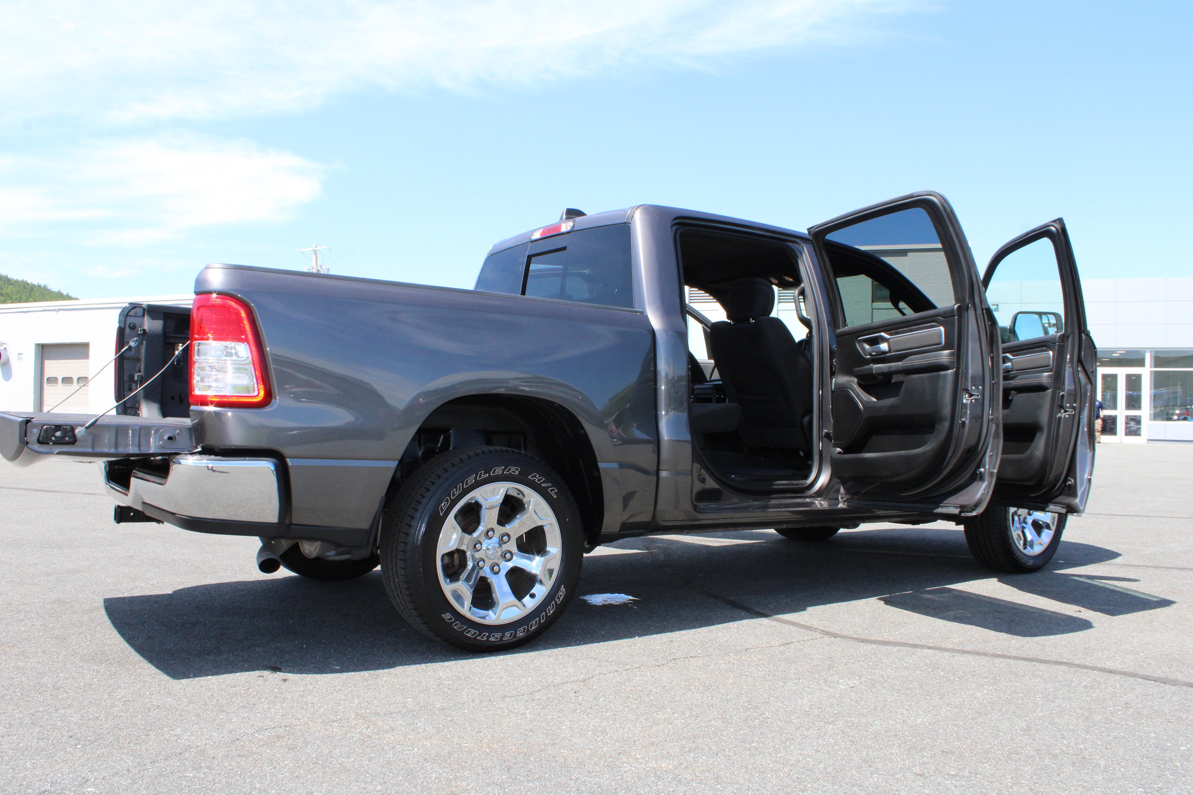 Used 2023 Granite Crystal Metallic Clearcoat Ram Big Horn image 18