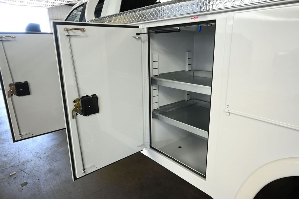 New 2026 Oxford White Ford XL image 23