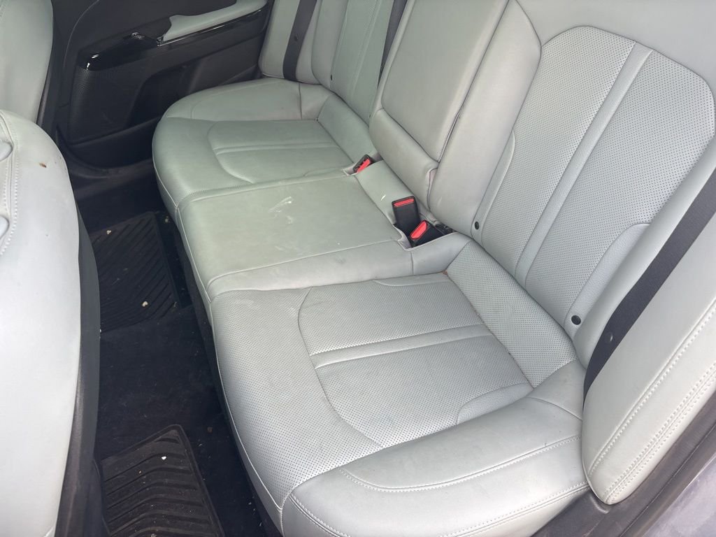 Used 2021 Everlasting Silver Kia EX image 38