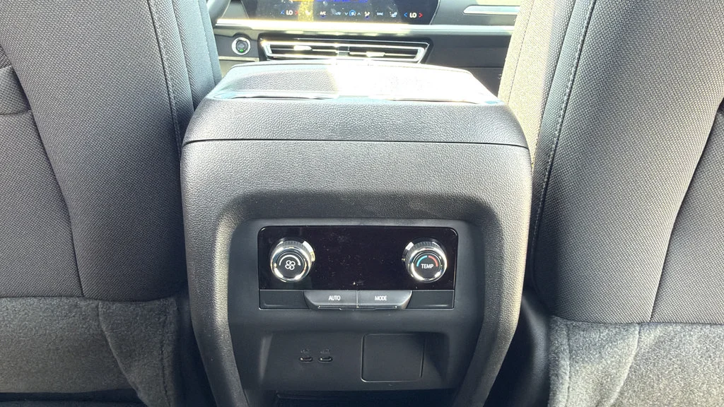 New 2026 Mosaic Black Metallic Chevrolet LT image 37