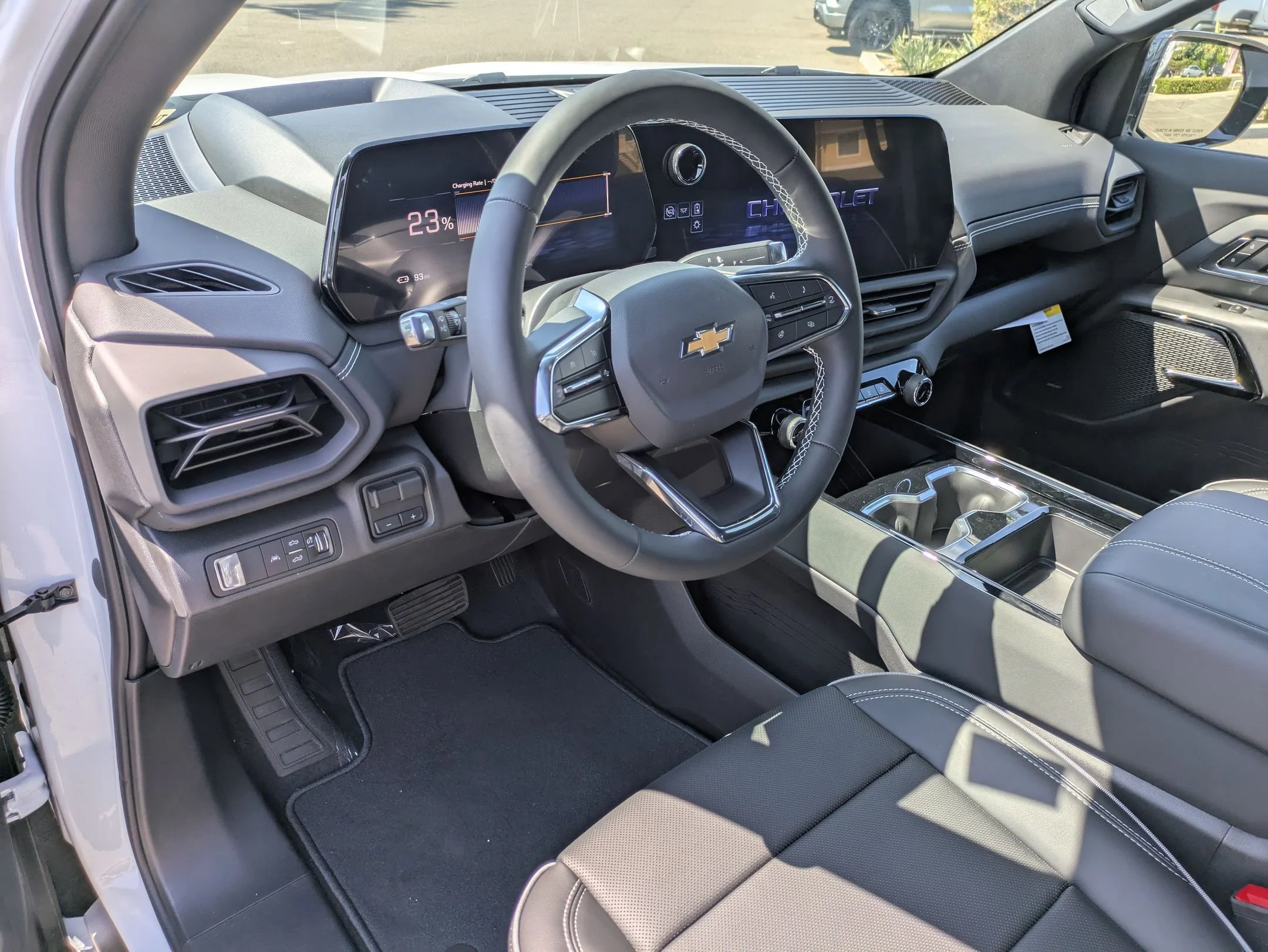 2026 Chevrolet Silverado EV LT - Photo 10