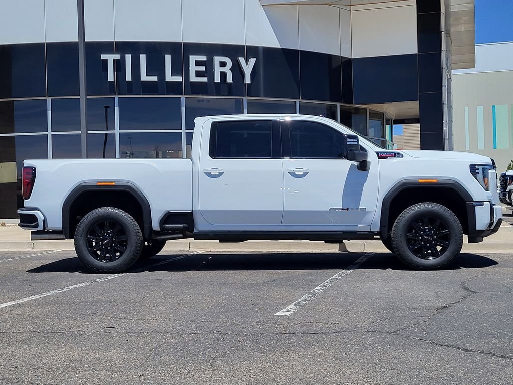 2026 GMC Sierra 4WD Crew Cab Standard Box AT4's photo