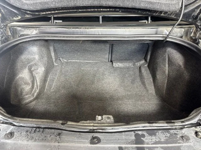 Used 2020 Pitch Black Clearcoat Dodge SXT image 19