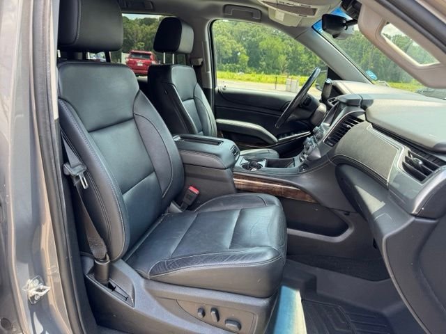 Used 2019 Pepperdust Metallic Chevrolet LT image 13