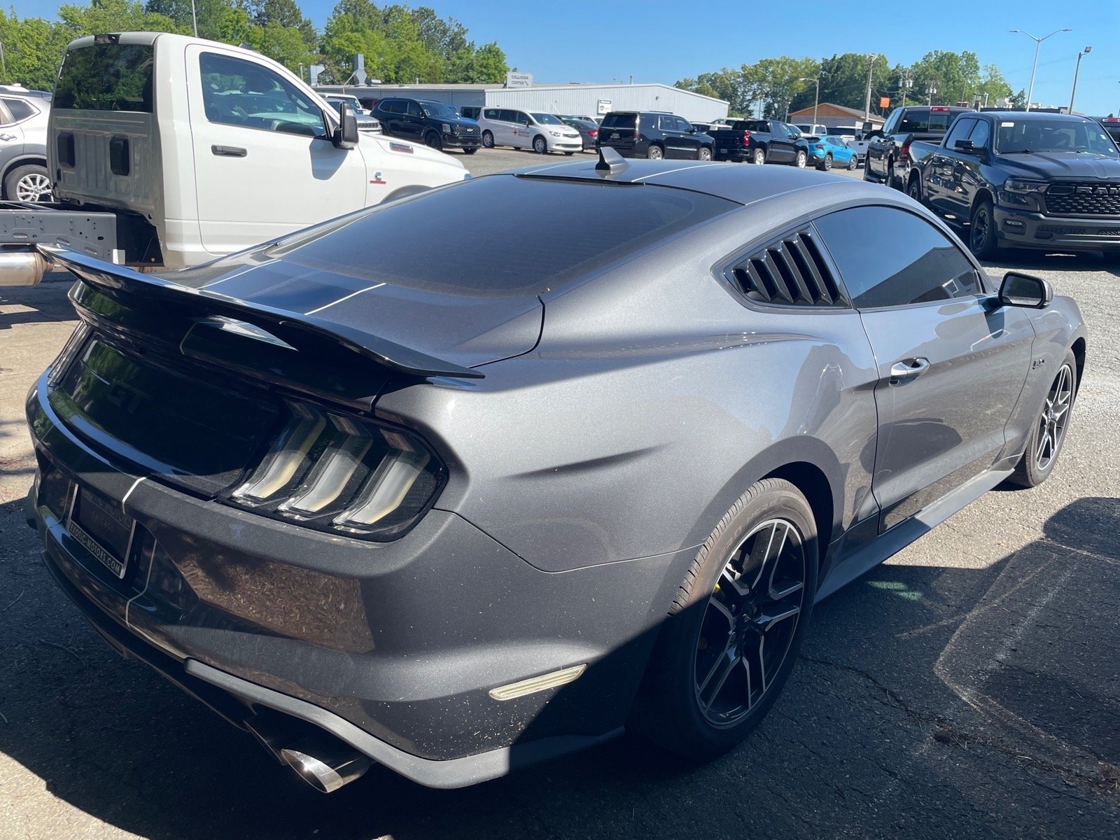Used 2021 Gray Ford GT Premium image 2