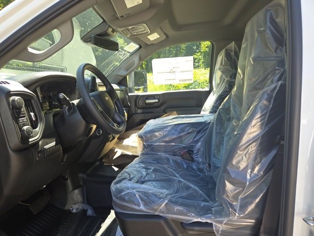 2025 Chevrolet Silverado 3500HD Work Truck photo 3