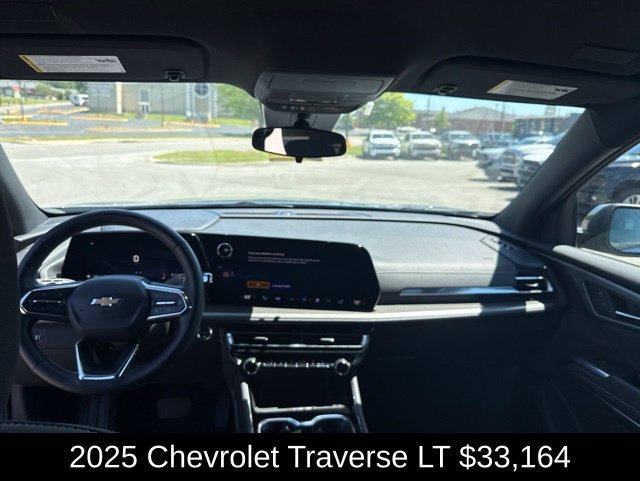 Used 2025 Lakeshore Blue Chevrolet LT image 27