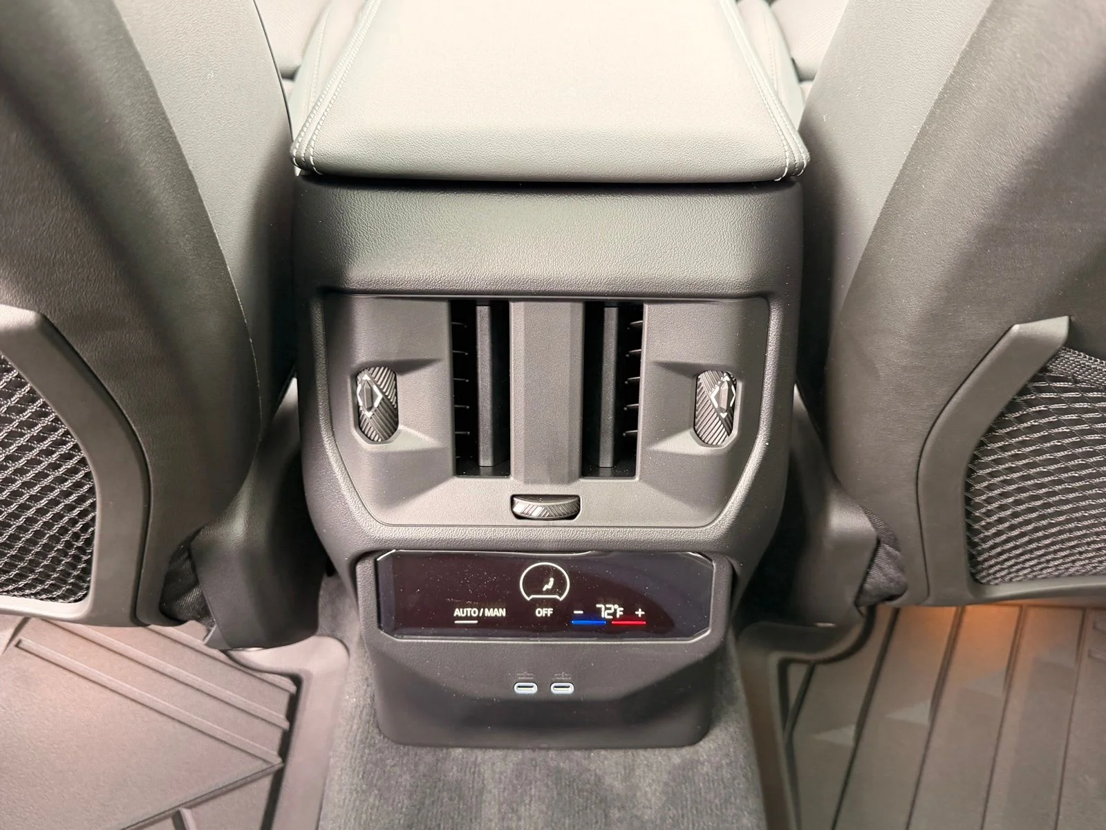 2026 BMW X3 30 - Photo 16