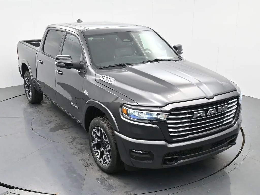 New 2026 Granite Crystal Metallic Clear-Coat Exterior Paint RAM Laramie image 24