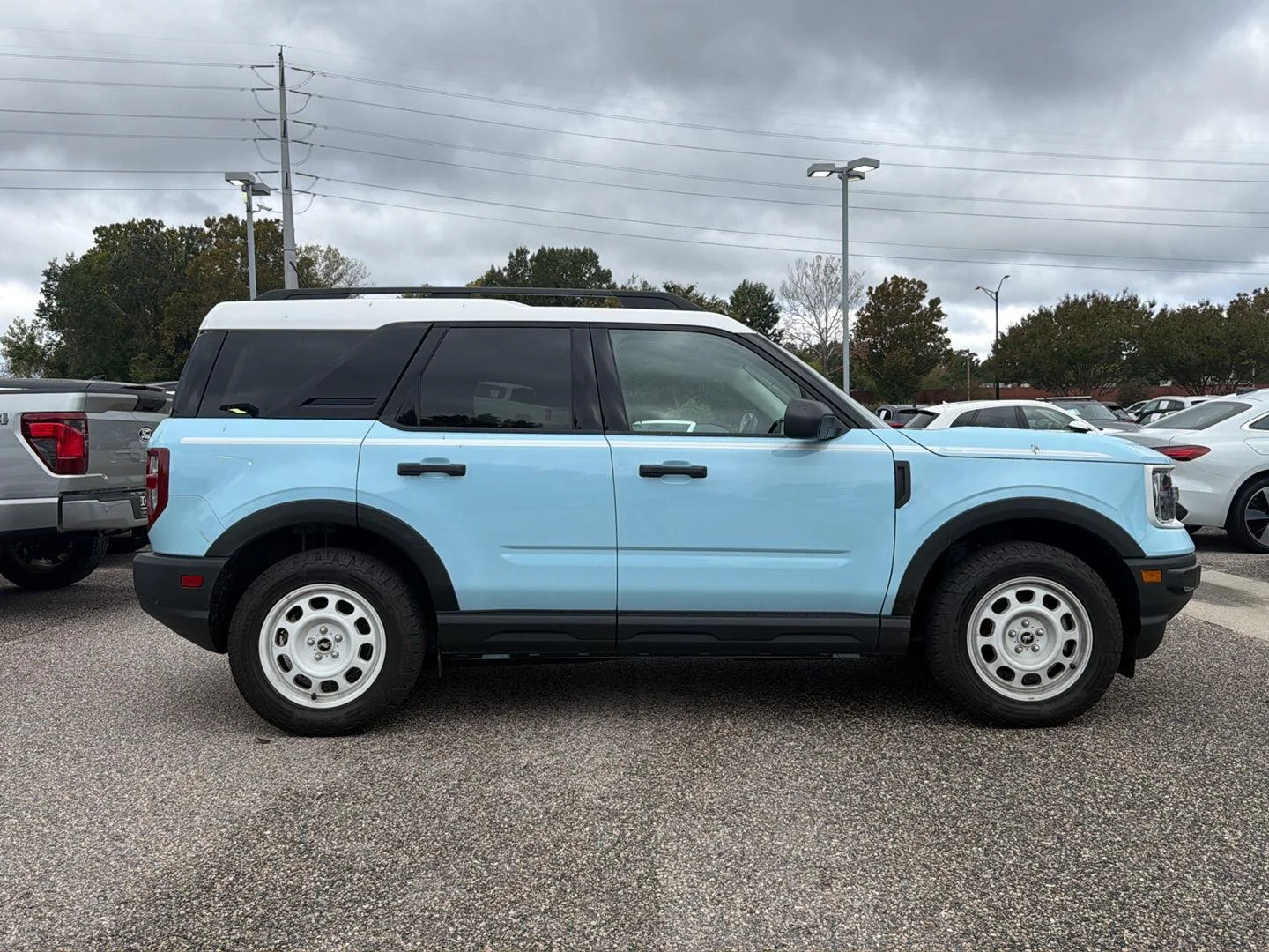 Used 2024 Robins Egg Blue Ford Heritage image 4