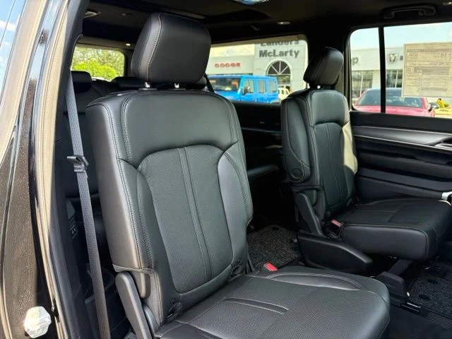 New 2026 High Gloss Black Exterior Paint Jeep  image 12
