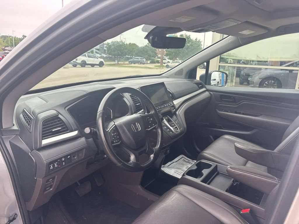 Certified Used 2023 Lunar Silver Metallic Honda EX-L image 51