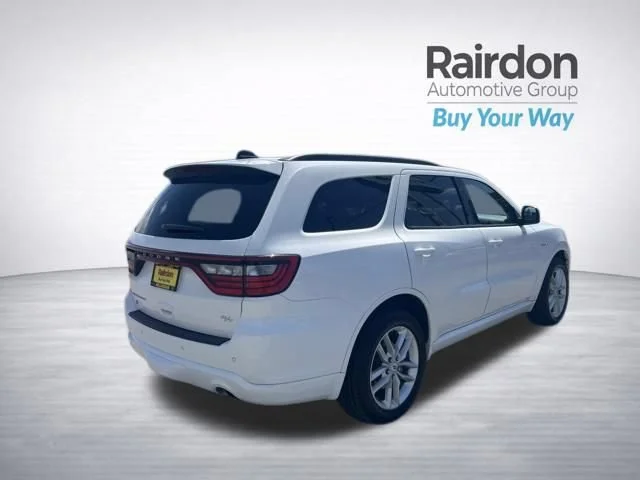 Used 2025 White Knuckle Clearcoat Dodge R/T Plus image 5
