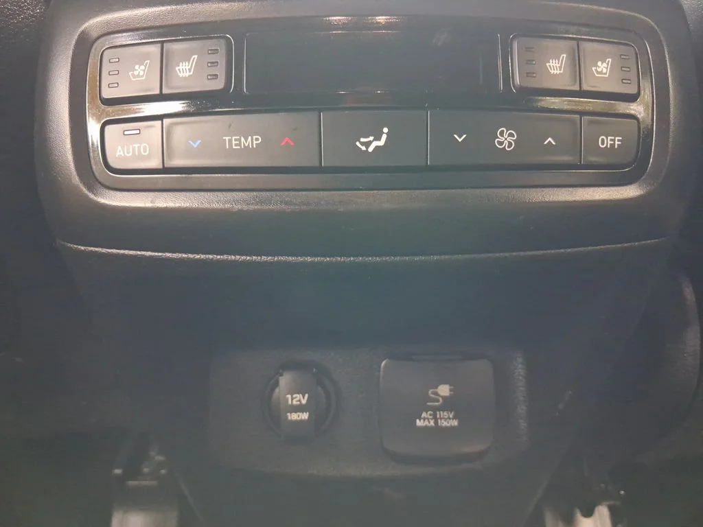 Used 2020 Red Hyundai Limited image 23