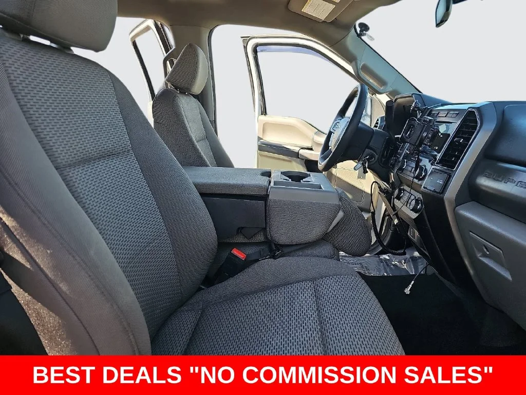 Used 2022 Oxford White Ford XLT image 10