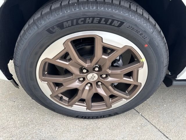 New 2027 White Ford King Ranch image 12